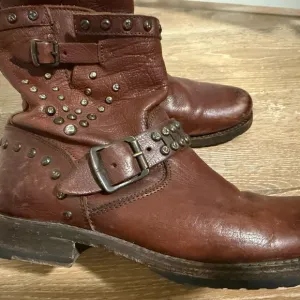 Frye Veronica Studded Moto Boot