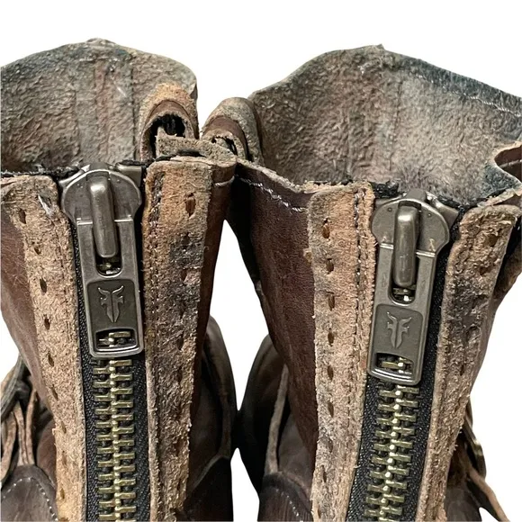 Frye Vicky Artisan Back Zip Brown Distressed Leather Ankle Boots Size 6.5