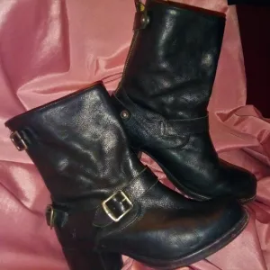 Frye Vicky Buckle Moto Ankle Boots /bootie…