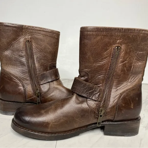 Frye Vicky Engineer Buckle Brown Leather Boot 6B
