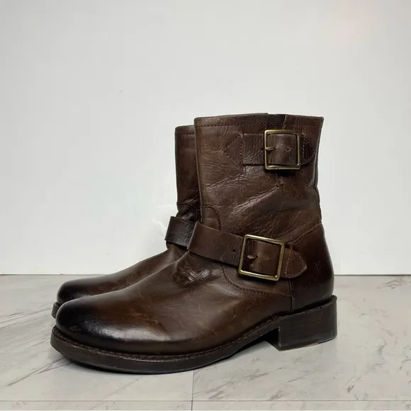 Frye Vicky Engineer Buckle Brown Leather Boot 6B