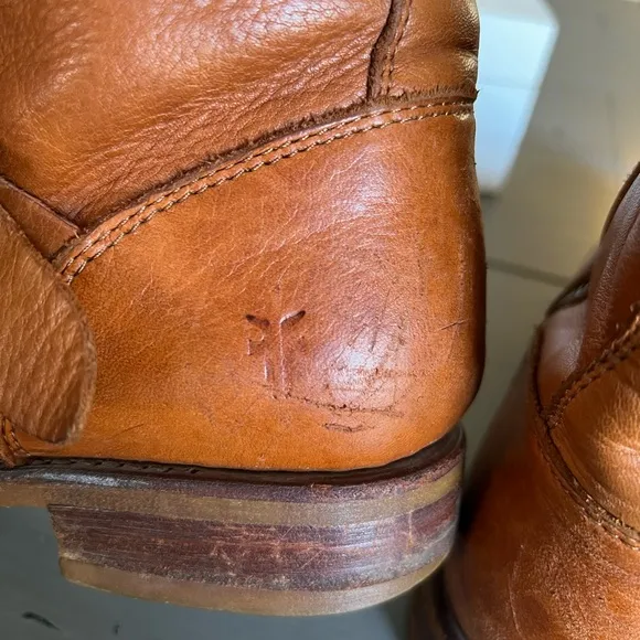 Frye Vicky Leather Booties Women’s Size 9