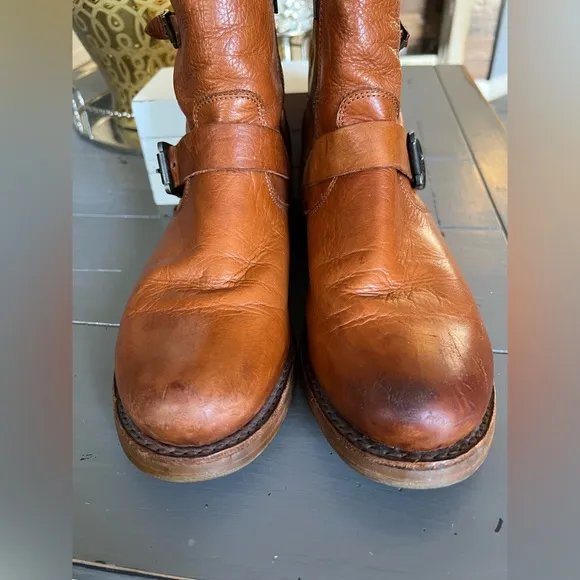Frye Vicky Leather Booties Women’s Size 9