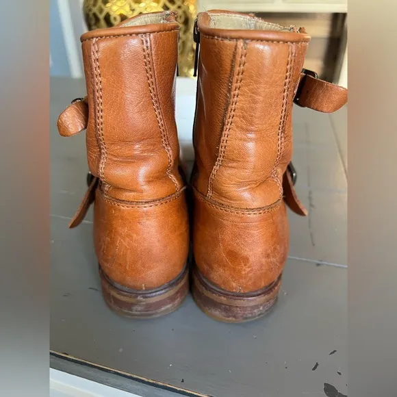 Frye Vicky Leather Booties Women’s Size 9