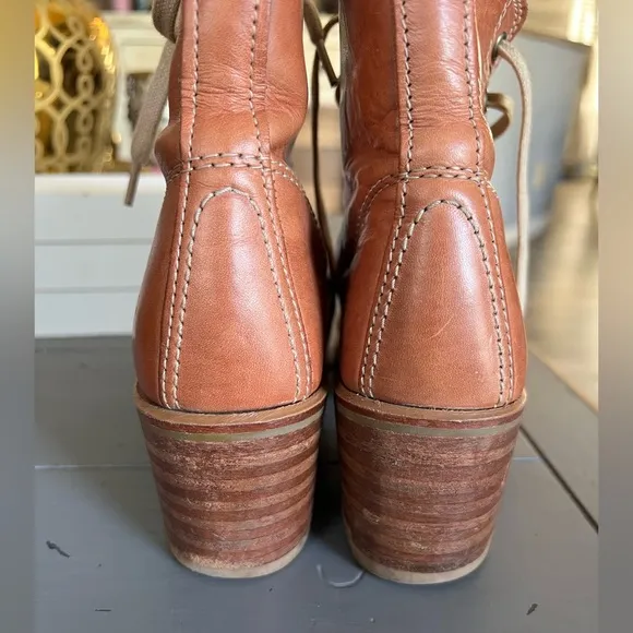 Frye Vicky Leather Booties Women’s Size 9