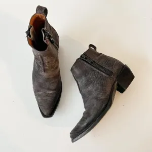 Frye Western Ankle Boots Cowboy Sacha Moto Biker Shortie Charcoal Size 5.5