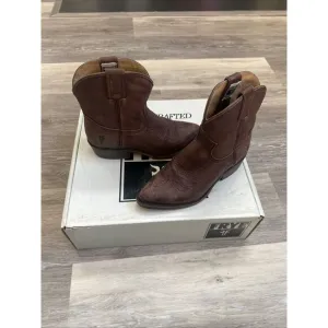 FRYE Womens 6 B Brown Distressed Leather 7&quot; Cowboy Ankle Fashion Boots Bootie