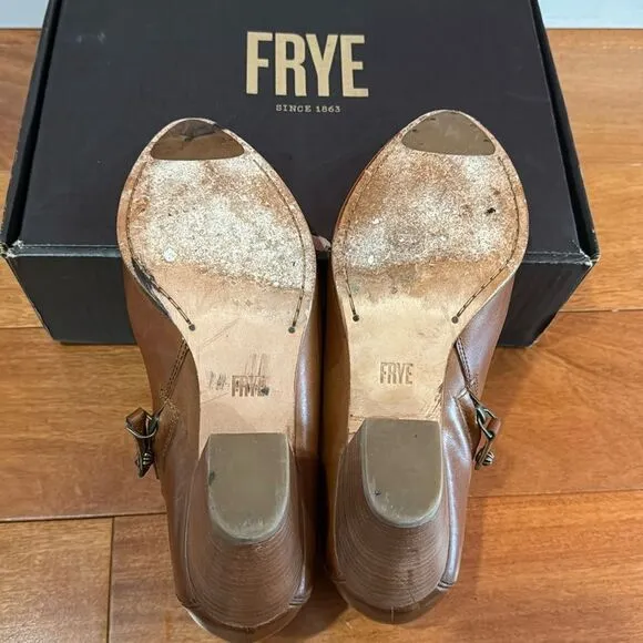 Frye Women's Reed Shootie Ankle Boot Caramel size 9