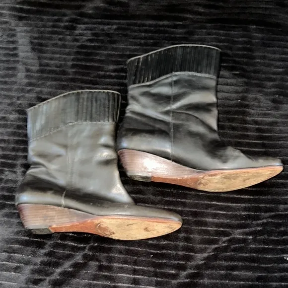 Frye Womens Size 7M Black Leather Sam Boots High Ankle Boots Bootie