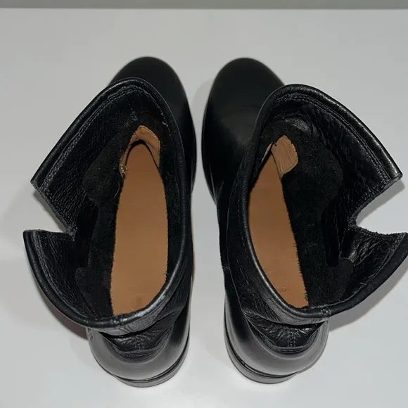 Frye Women’s Veronica Flex Black Leather Bootie Sz 6 Buckle Motorcycle Modern