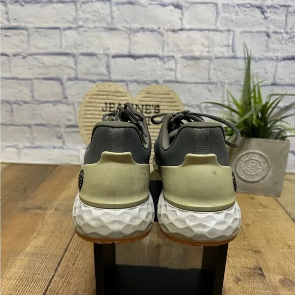 G/FOREMG4  Men's Golf shoes size 11.5