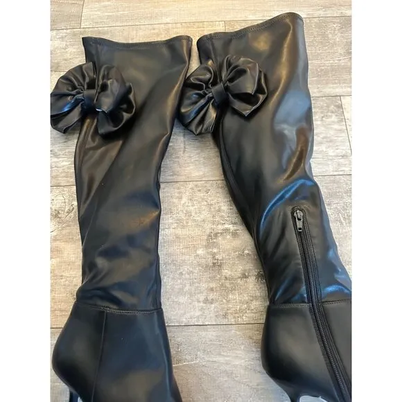 Gianni Bini Black Faux Leather Over-The-Knee Boots Bows Pointed Toe NWOB