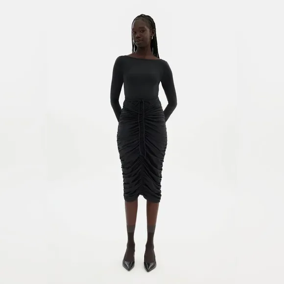 GIRLFRIEND COLLECTIVE Black Andi Ruched Midi Dress