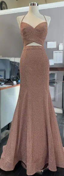 Glitter prom party fitted gown.
