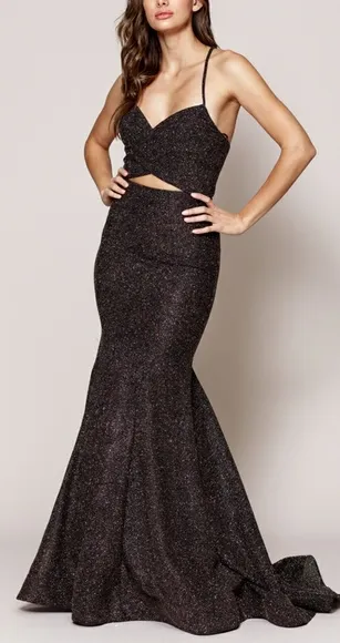 Glitter prom party fitted gown.