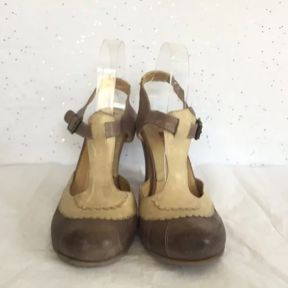 Gold button Taupe Brown Metallic Leather T Strap Pumps - Size 40.  US 9