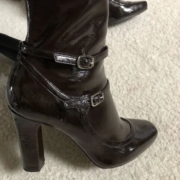 Gorgeous Wet Look Mid-calf Boots