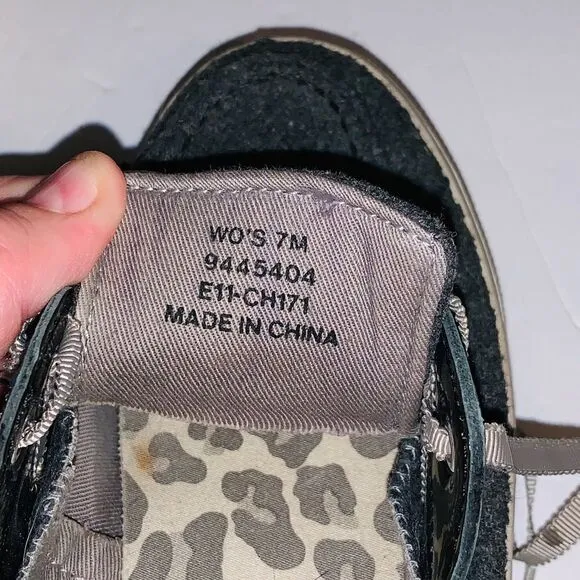 Grey Sperry Bahama topsiders size 7