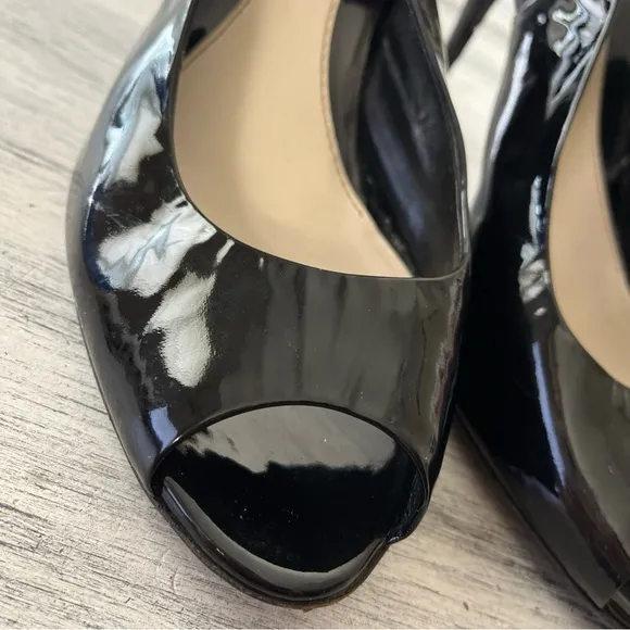 Gucci Black Patent Leather Slingback Peep toe Pumps Size 8.5B