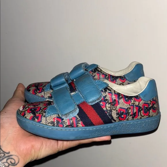 Gucci Kids Blue and Red Patterned Shoes