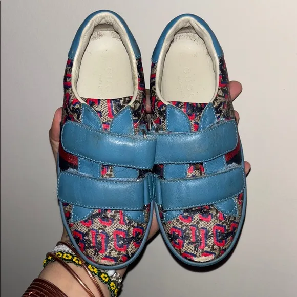 Gucci Kids Blue and Red Patterned Shoes