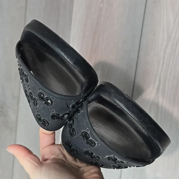 Gucci Women Pursuit Black Slide Sandals Iconic Logo Slide Shoes Sz 8