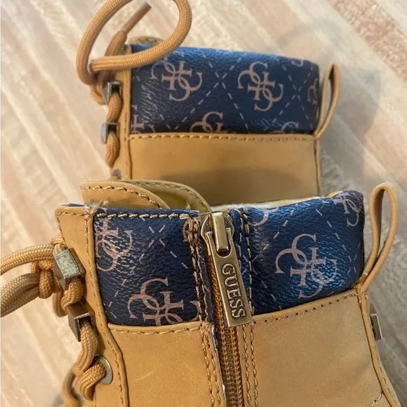 Guess boots size 5.5
