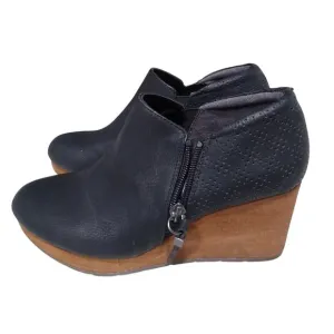 [H446] Dr. Scholl's Black Leather Wedge Ankle Boots, Size
