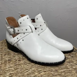 HALOGEN Hailey White Leather Studded Ankle Boots Size 7