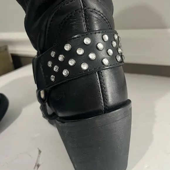 Harley Davidson Black Leather Boots Rhinestone Studded Zip Heeled Women’s 7.5