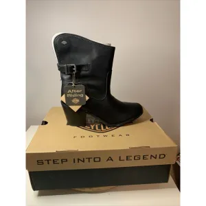 HARLEY DAVIDSON Black Leather Heeled Motorcycle Boots Women's Size 8.5 81461