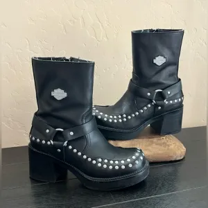 Harley Davidson Women's Studded Leather Motorcycle Boots Size 5 (US) #84227