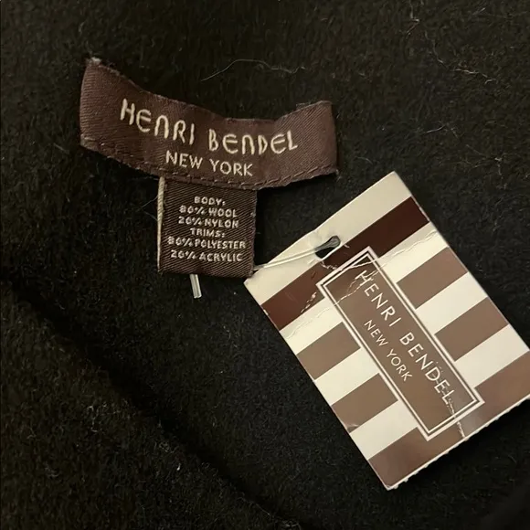 Henri Bendel NWT Black Poncho Shawl with Furry Pom Pom Trim One Size