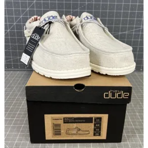Hey Dude Wally Patriotic Casual Shoes for Men - Off White Patriotic - 11M