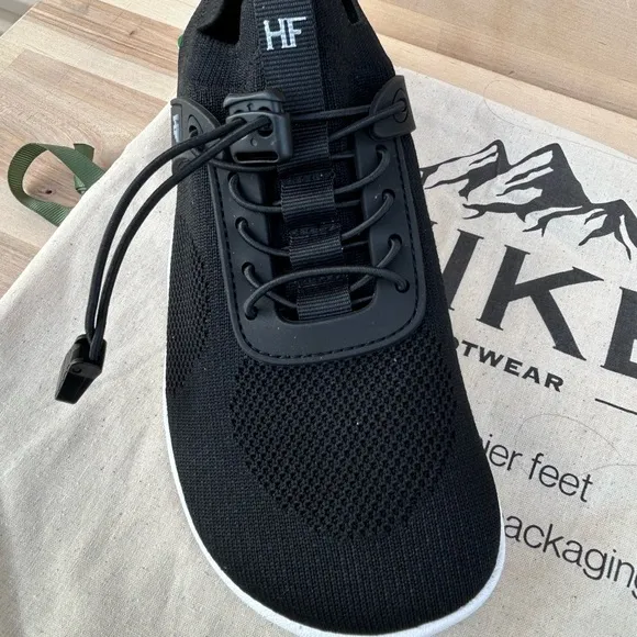 Hike footwear Theora Ergonomic Nonslip Barefoot Shoes sneaker unisex black EU 37