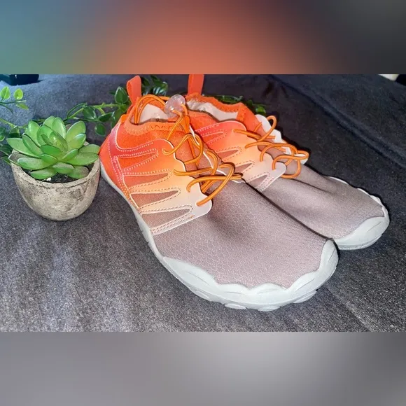 HIKE Healthy Footwear Soooo Comfortable!!!