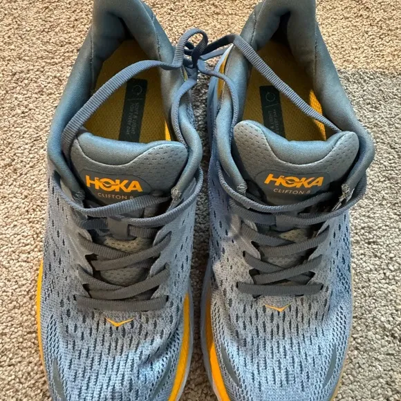 Hoka CLIFTON 8 (size 8.5) Gray and Yellow Running Shoes