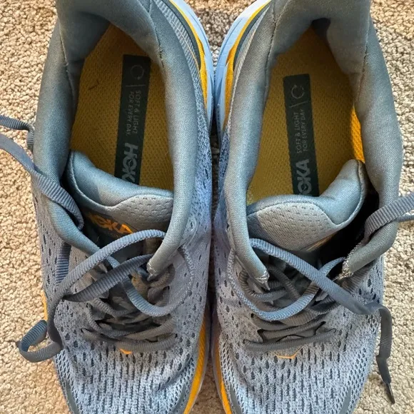 Hoka CLIFTON 8 (size 8.5) Gray and Yellow Running Shoes