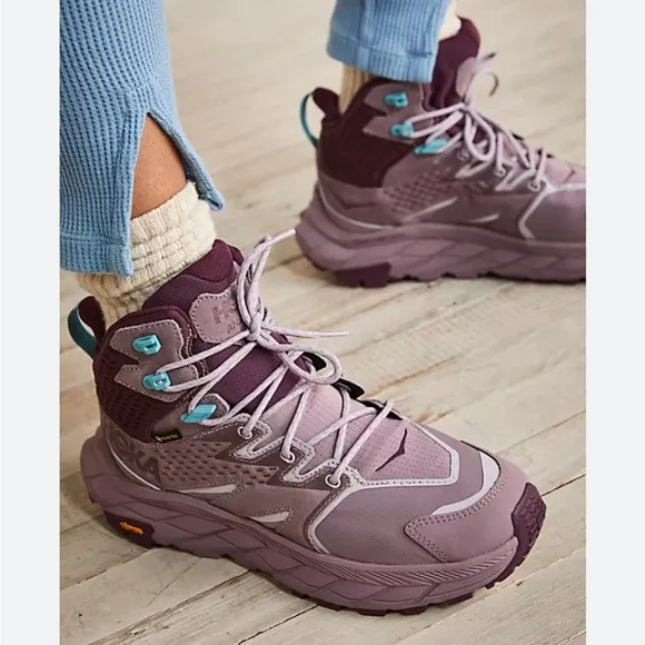 HOKA ONE ONE women Anacapa Mid GORE-TEX Hiking Shoes 10BElderberry/Grape wine