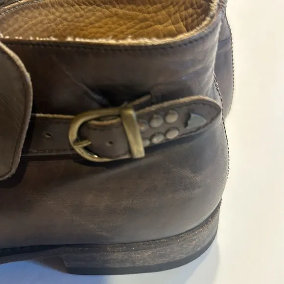 Hollywood Trading Co HTC brown leather ankle boots w side adjust buckle Italian