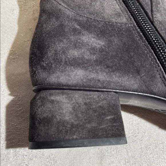Homers Artisan sz 38.5 Elegant Gray Women's Ankle Boots
