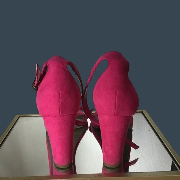 Hot Pink Suede Ankle Strap Block Heel Sandals Womens Size 9