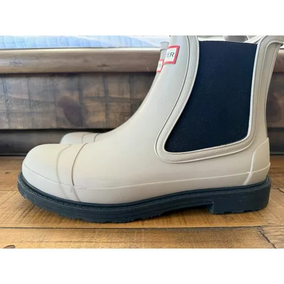 HUNTER  Boots Men's Commando Chelsea Boots In Skimming Stone color Sz 10