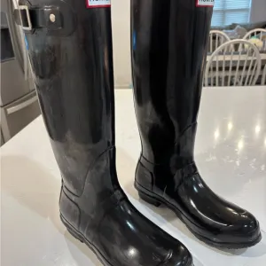 Hunter Classic Black Rain Boots