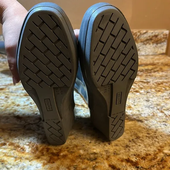 Hunter Gray H Logo Rain Boots