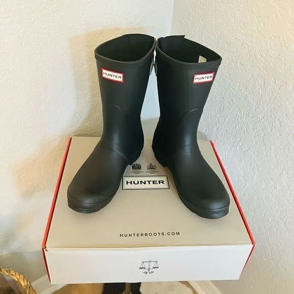 HUNTER Original Short Back Adjustable Rain Boot, BLACK GRAY, Size 9, NWT