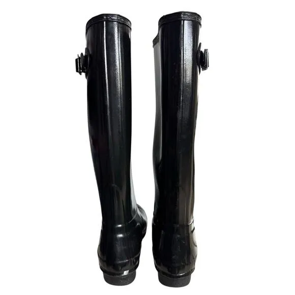 Hunter Tall Gloss Buckle Strap Rain Boots In Black Size 6