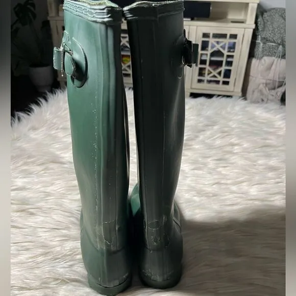 Hunter Tour Tall Rain Boots in Green