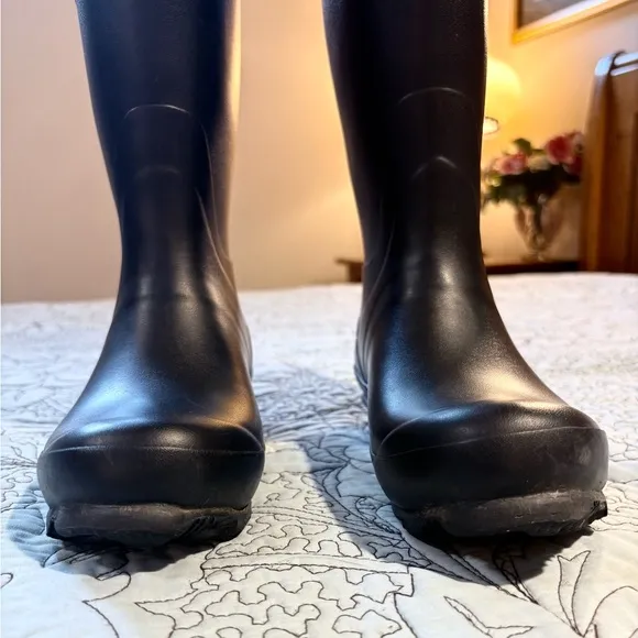 HUNTER Women's Original Tall Rain Boots in Black  Sz 6