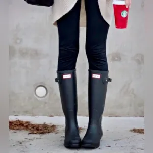 HUNTER Women's Original Tall Rain Boots in Black  Sz 6